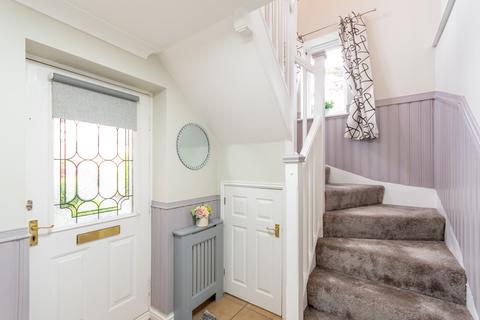 1 Briar Grove, Harworth, Doncaster, DN11 8SE