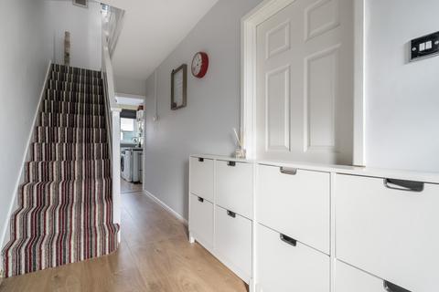 3 bedroom terraced house for sale, Kingsthorpe Grove, Swindon SN3