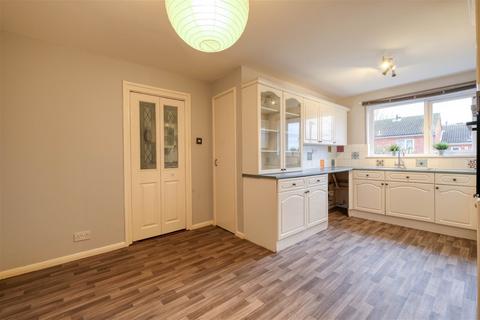 43 High Trees Close, Redditch, B98 7XJ