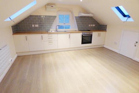 1 bedroom flat to rent, Flat 6, 24 Ashford Road, Maidstone, Kent, ME14