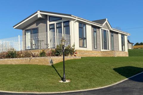 2 bedroom park home for sale, Newquay, Cornwall, TR8