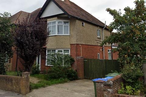7 bedroom semi-detached house to rent, Southampton SO17