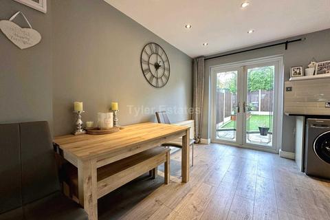 53 Brooklands Park, Laindon, Basildon, SS15 6BE