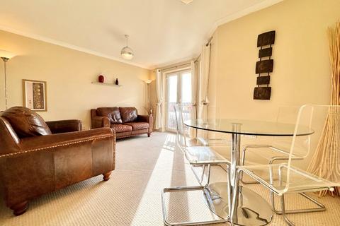 2 bedroom flat to rent, Bulldale Place, Glasgow G14