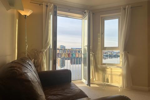 2 bedroom flat to rent, Bulldale Place, Glasgow G14