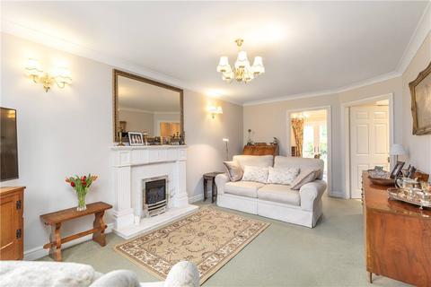 2 bedroom retirement property for sale, High House Mews, Addingham, Ilkley, West Yorkshire, LS29