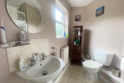 17 Coppice Rise, Chapeltown, Sheffield, S35 2YZ