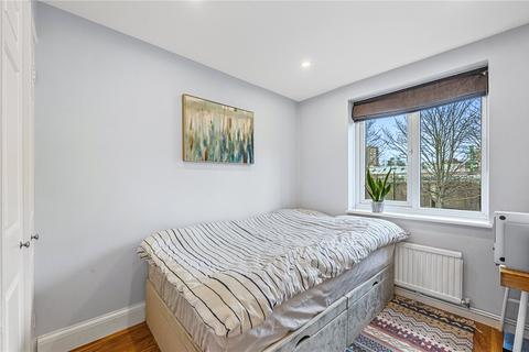 70 Waterman Way, London, E1W 2QW