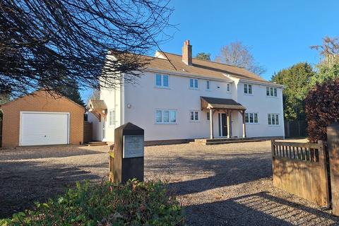 4 bedroom detached house for sale, High Bungay Road, Loddon