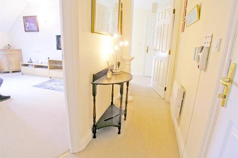 1 bedroom apartment for sale, Cwrt Pegasus, Cardiff Road, Llandaff