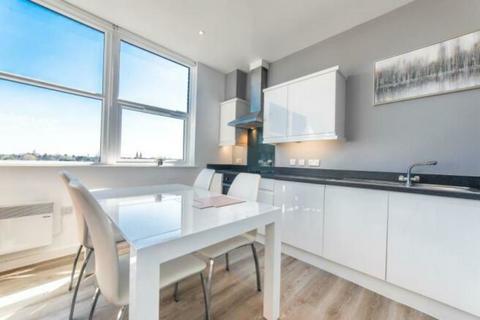 2 bedroom apartment for sale, Century House, Stratford Road, Shirley