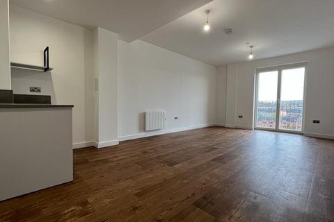 2 bedroom flat to rent, Inverlair Avenue, Glasgow G43