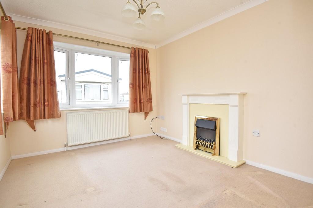 Shaws Trailer Park, Knaresborough Road, Harrogate 2 bed mobile home for