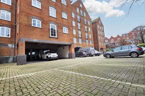 2 bedroom apartment for sale, Castle Street, Poole BH15
