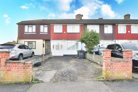 3 bedroom terraced house for sale, Warren Drive South, Surbiton