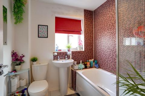 12 Burrough Fields, Cranbrook, Exeter, EX5 7AN