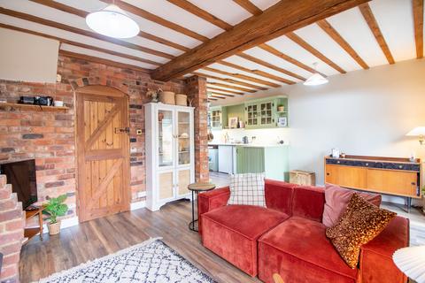 Orchard House, 2, Shurnock Barns Salt Way, Feckenham, Redditch, B96 6JT