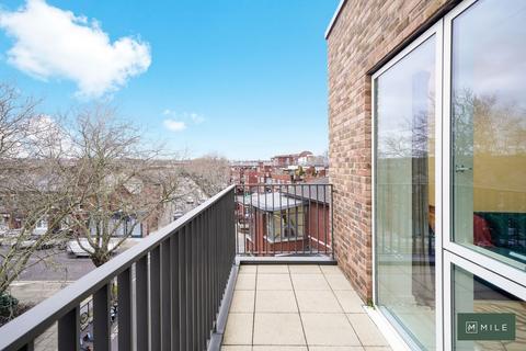 2 bedroom apartment for sale, Third Avenue, North Ken, W10