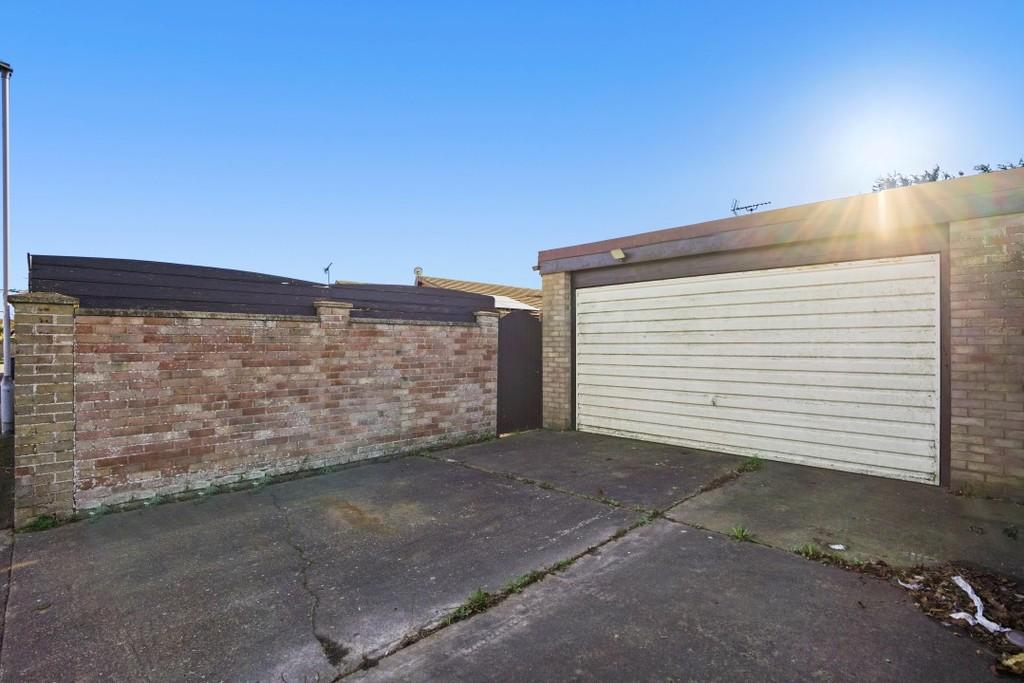 Links Road, Gorleston 4 bed detached bungalow for sale £550,000