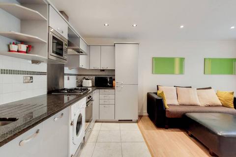 1 bedroom flat to rent, Goswell Road, Clerkenwell, London, EC1V
