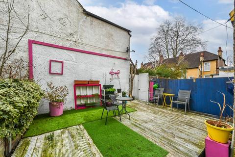 Flat 2, 29 Grenfell Road, Mitcham, CR4 2BZ