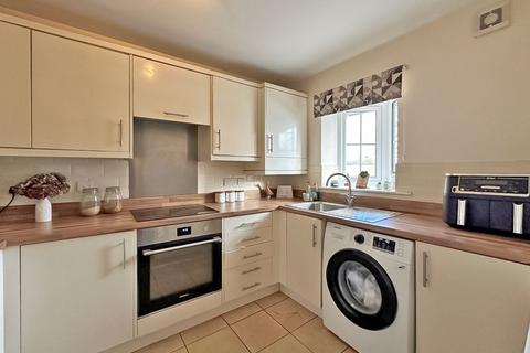 2 bedroom terraced house for sale, Thatchwood Close, Pelsall