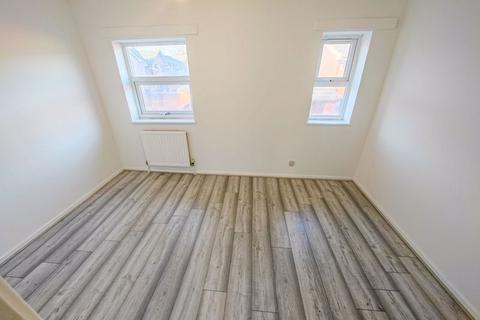 15 Goosander Way, London, SE28 0ER