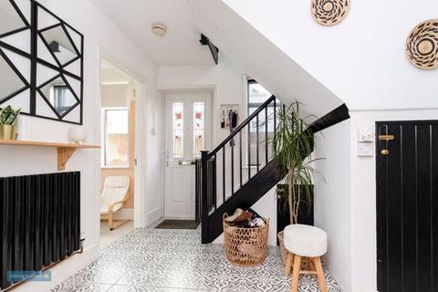 164 Cheddon Road, Taunton, TA2 7AL