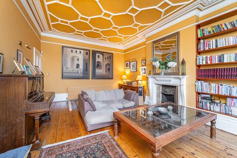 4 bedroom flat for sale, Avenue Road, Highgate N6