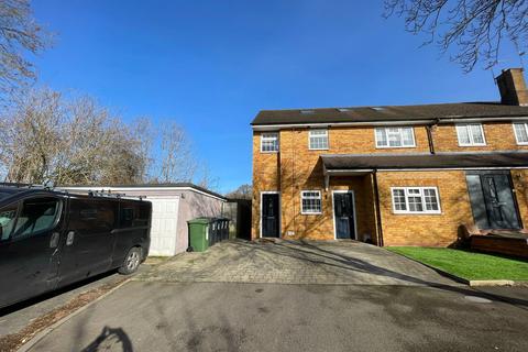 2 bedroom maisonette to rent, Musk Hill, Hemel Hempstead, HP1 2JB