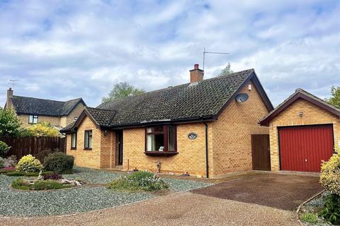 3 bedroom bungalow for sale, The Green, Beyton