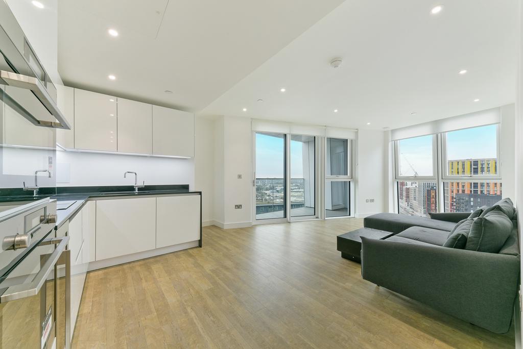 Gladwin Tower, Nine Elms Point, Nine Elms SW8 1 bed apartment to rent