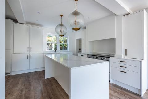 Little Coombe Woodend, Leatherhead, KT22 8LP