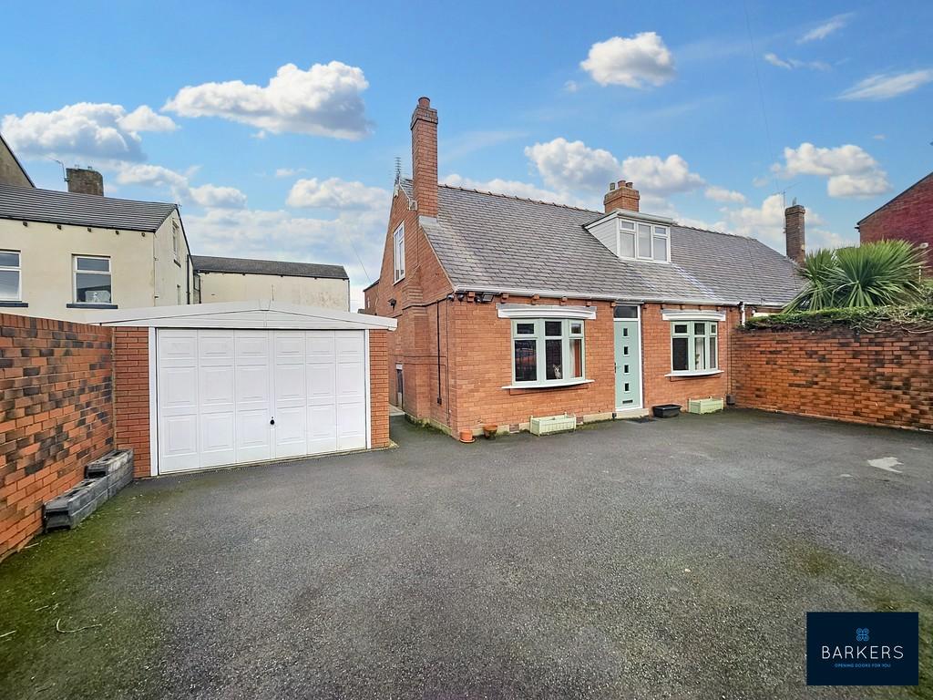 The Bungalow, Craven Lane, Gomersal 3 bed semidetached house for sale