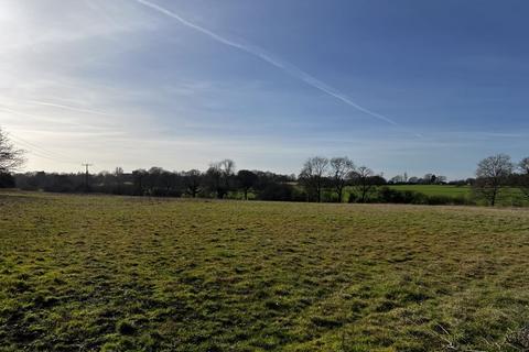 Equestrian property to rent, Land to let - Hamstreet