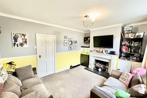 3 bedroom terraced house for sale, 170 Central Road, Hugglescote
