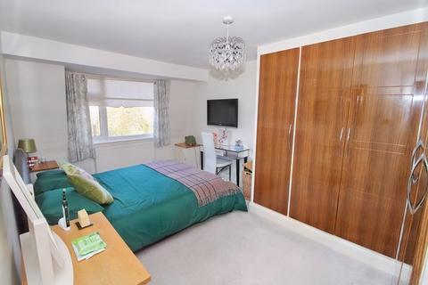 3 bedroom semi-detached house for sale, Penfold Lane, Holmer Green HP15