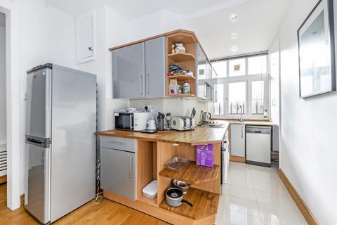 1 bedroom apartment to rent, Grove End House, Grove End Road, St John's Wood, London, NW8