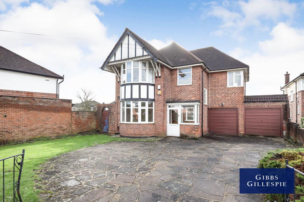 Eastcote Road, Pinner 4 bed detached house £2,600 pcm (£600 pw)