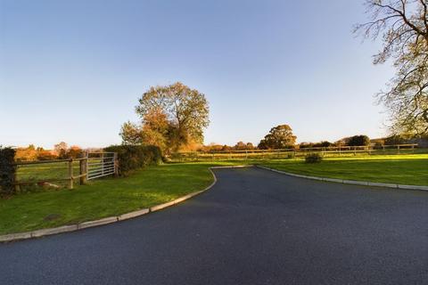 5 bedroom detached house for sale, Muxton Lane, Telford TF2