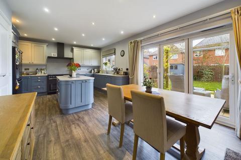 2 Wadlow Drive, Shifnal, TF11 9QF