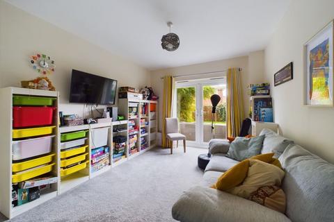 2 Wadlow Drive, Shifnal, TF11 9QF