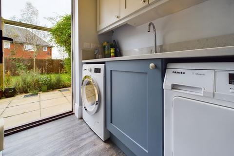 2 Wadlow Drive, Shifnal, TF11 9QF