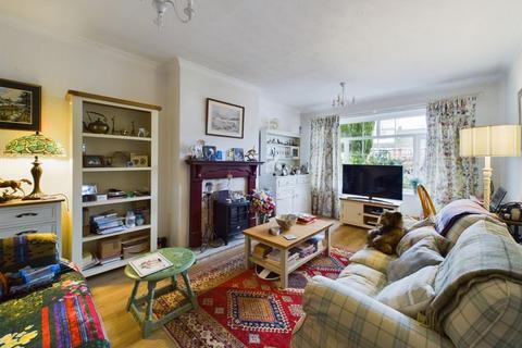 13 Grampian Close, Muxton, Telford, TF2 8PW