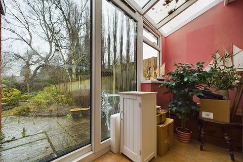13 Grampian Close, Muxton, Telford, TF2 8PW