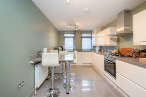 3 bedroom apartment for sale, Great Portland Street