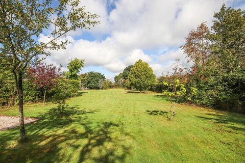 5 bedroom detached house for sale, Sissinghurst Road, Biddenden, Kent, TN27 8EH