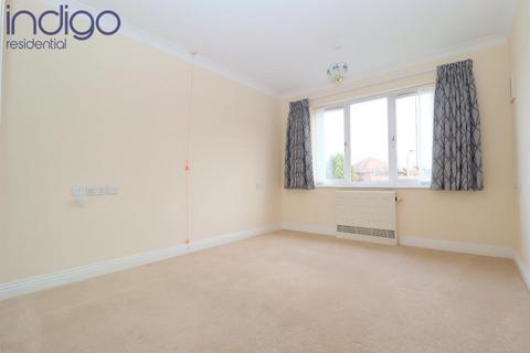 2 bedroom apartment for sale, Hancock Drive, Bushmead, Luton, Bedfordshire, LU2 7GY