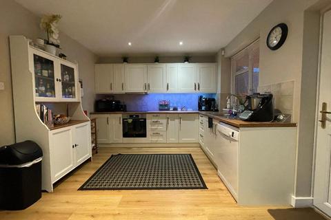 2 Applecroft Road, Luton, LU2 8BD