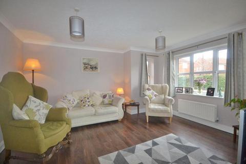 4 bedroom detached house to rent, Tattenhoe, Milton Keynes MK4